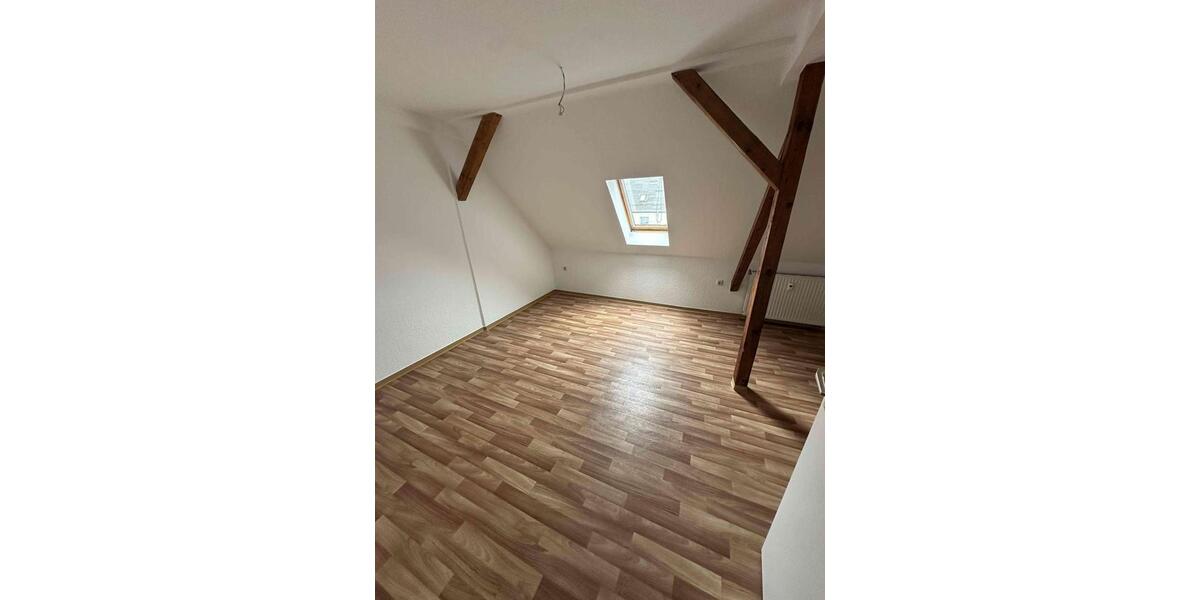 Dachgeschoßwohnung Plauen Altstadt - 1.5 Zimmer, 41 m&sup2;, 208&euro; | Angebot:24749316