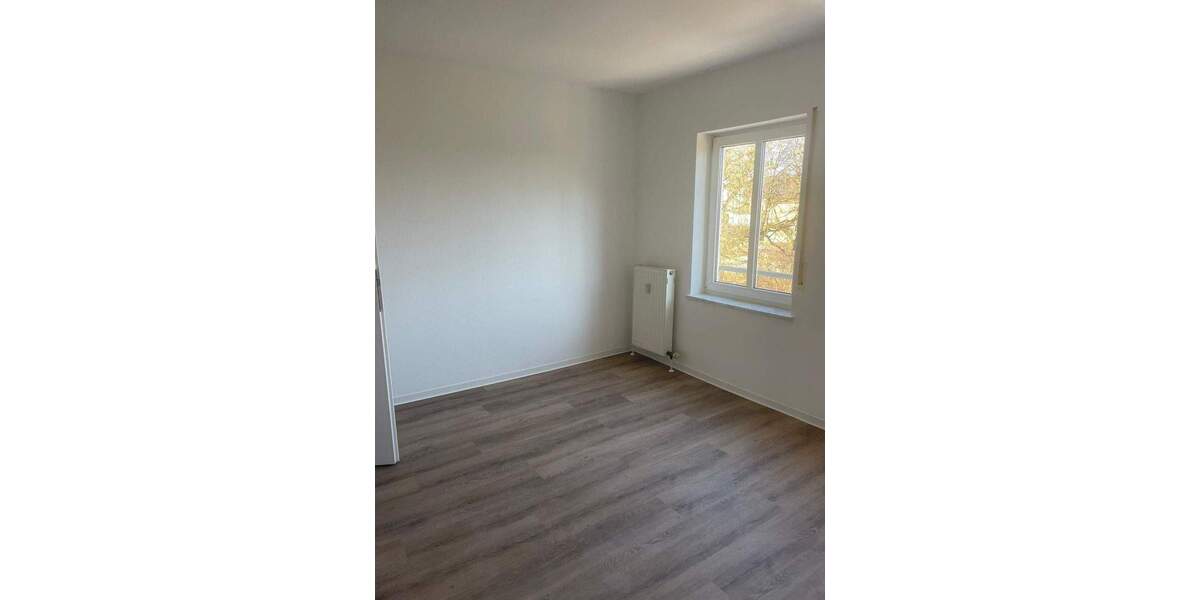 Etagenwohnung Plauen Preißelpöhl - 2 Zimmer, 78 m&sup2;, 429&euro; | Angebot:25662572