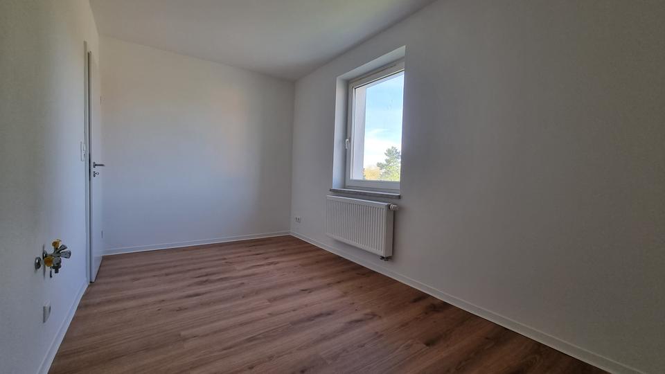 Etagenwohnung Schleiz - 2 Zimmer, 58 m&sup2;, 460&euro; | Angebot:25975043