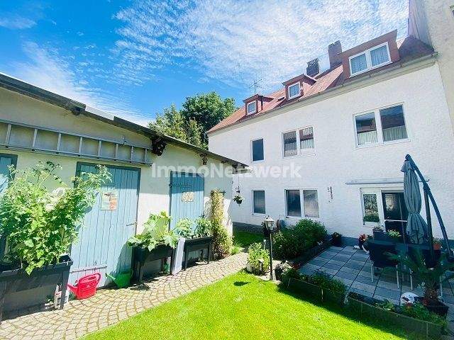 Mehrfamilienhaus, Wohnhaus Schönwald - 9 Zimmer, 192 m&sup2;, 220.000&euro; | Angebot:25715456