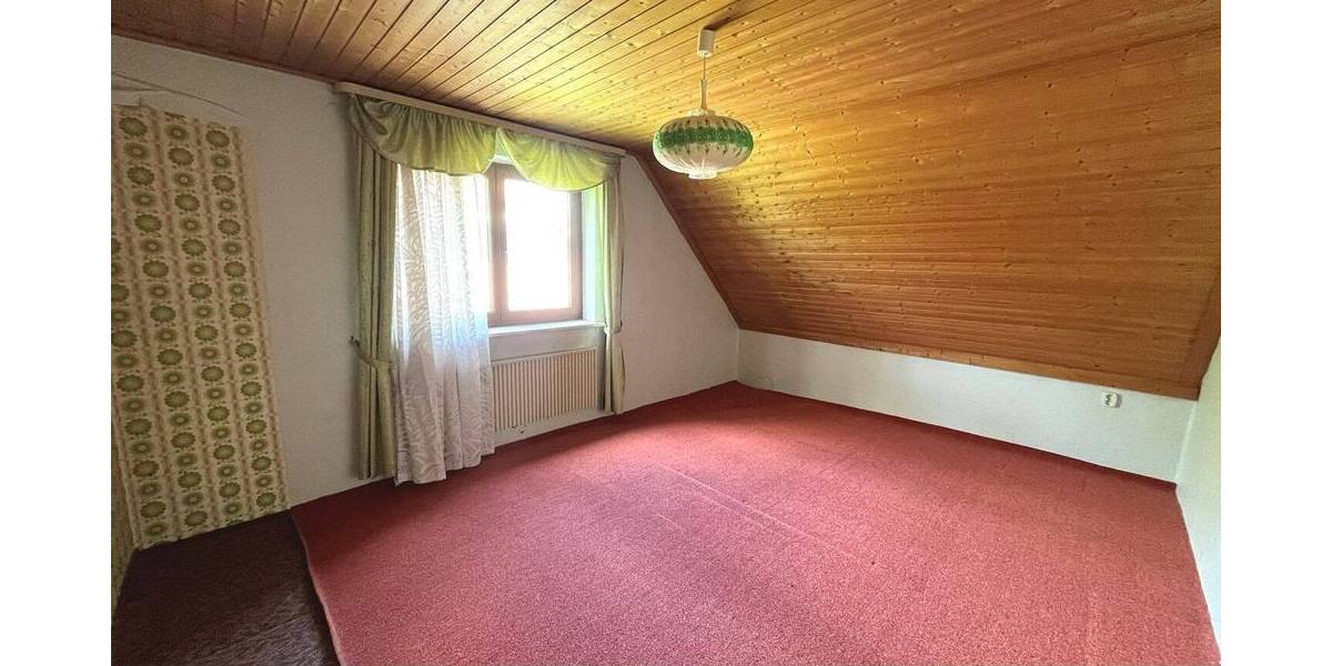 Einfamilienhaus Selb - 7 Zimmer, 148 m&sup2;, 149.000&euro; | Angebot:26683232