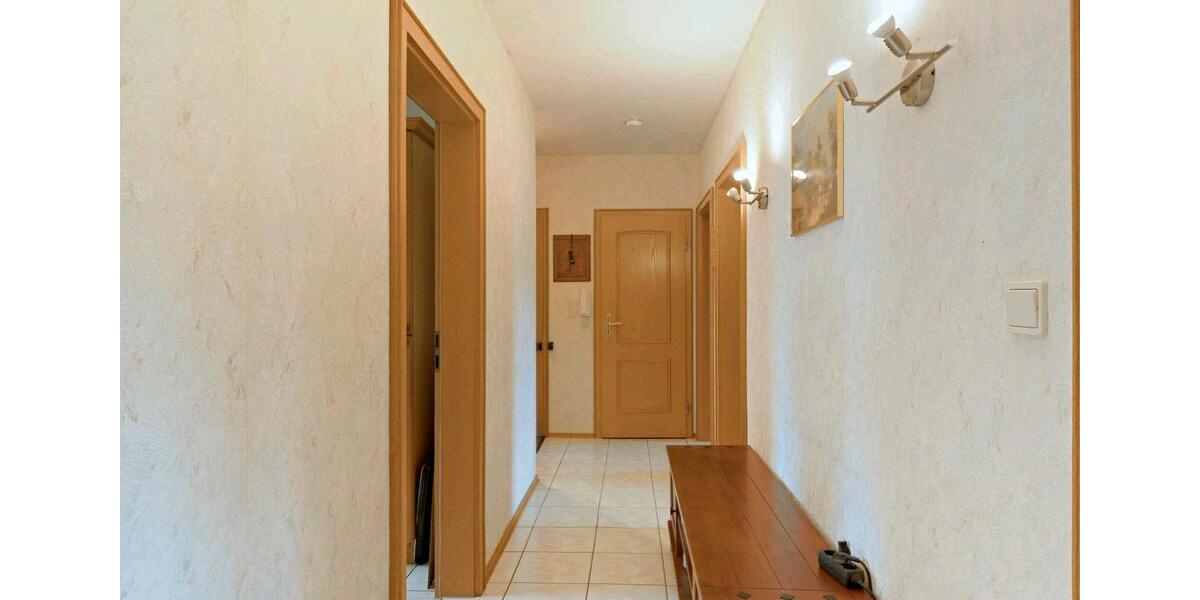 Hochparterre Bad Steben - 4 Zimmer, 93 m&sup2;, 149.000&euro; | Angebot:25963266