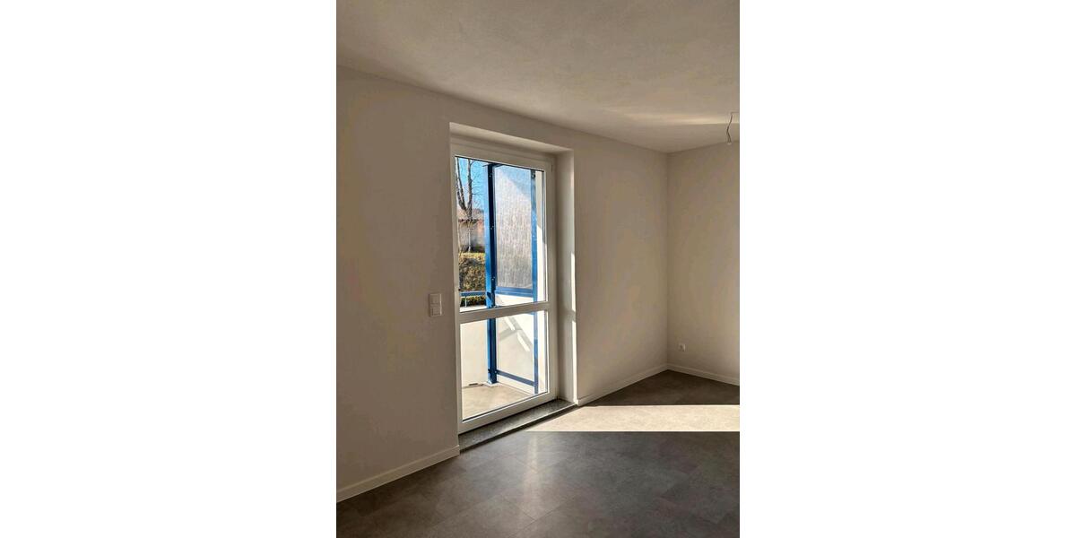 Erdgeschoßwohnung Bad Elster - 2 Zimmer, 60 m&sup2;, 420&euro; | Angebot:25369425