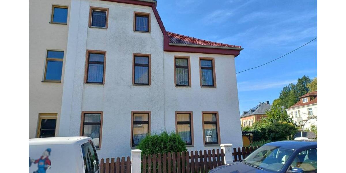 Doppelhaushälfte Pausa - 7 Zimmer, 185 m&sup2;, 65.000&euro; | Angebot:25741449