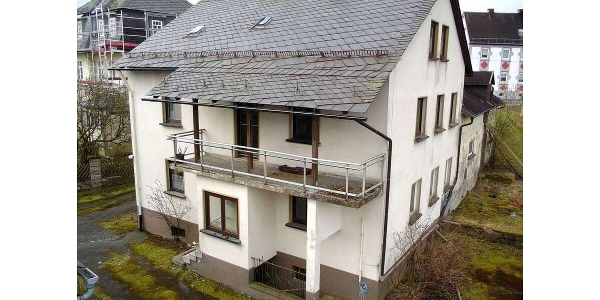 Einfamilienhaus Geroldsgrün - 12 Zimmer, 360 m&sup2;, 165.000&euro; | Angebot:26128300