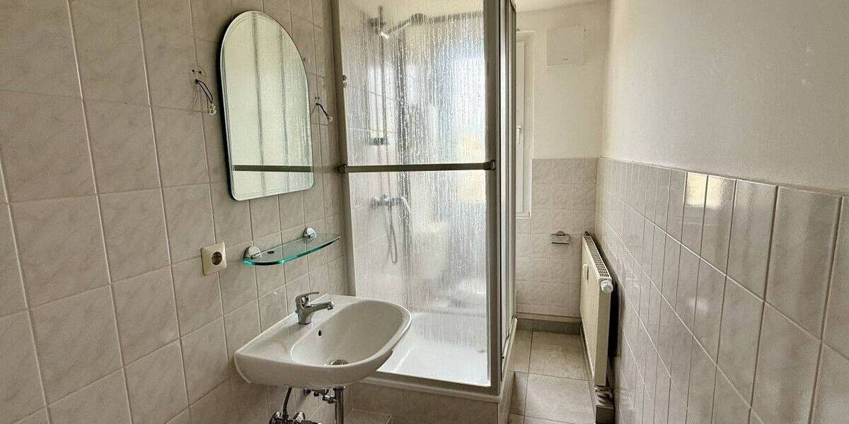 Etagenwohnung Plauen Haselbrunn - 2 Zimmer, 46 m&sup2;, 229&euro; | Angebot:26869403