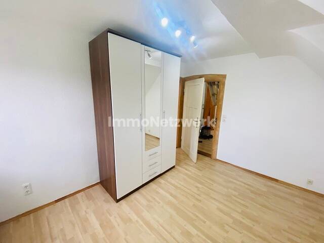 Einfamilienhaus Helmbrechts / Burkersreuth Helmbrechts - 6 Zimmer, 140 m&sup2;, 205.000&euro; | Angebot:25715448