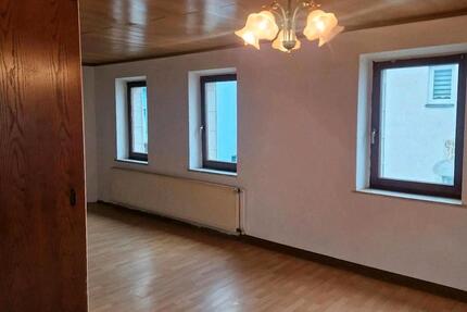 Wohnung Selb - 3 Zimmer, 78 m&sup2;, 500&euro; | Angebot:26444199