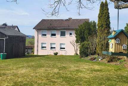 Haus Oberkotzau - 6 Zimmer, 160 m&sup2;, 270.000&euro; | Angebot:26028588