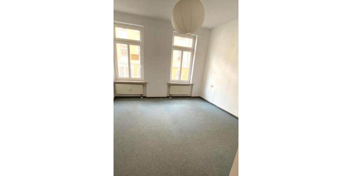 Etagenwohnung Plauen - 2 Zimmer, 61 m&sup2;, 267&euro; | Angebot:24847702