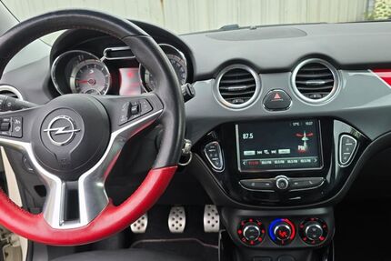 Opel Adam 129.400 km 9.990 &euro; Hof 95028