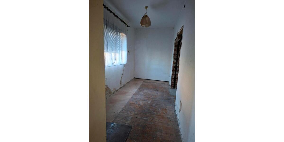 Einfamilienhaus Oelsnitz (Vogtland) - 4.5 Zimmer, 106 m&sup2;, 60.000&euro; | Angebot:27300915