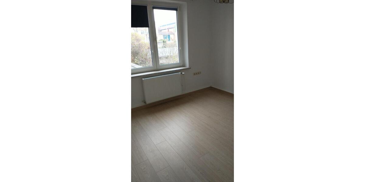 Etagenwohnung Plauen Bahnhofsvorstadt - 4 Zimmer, 390&euro; | Angebot:22270510