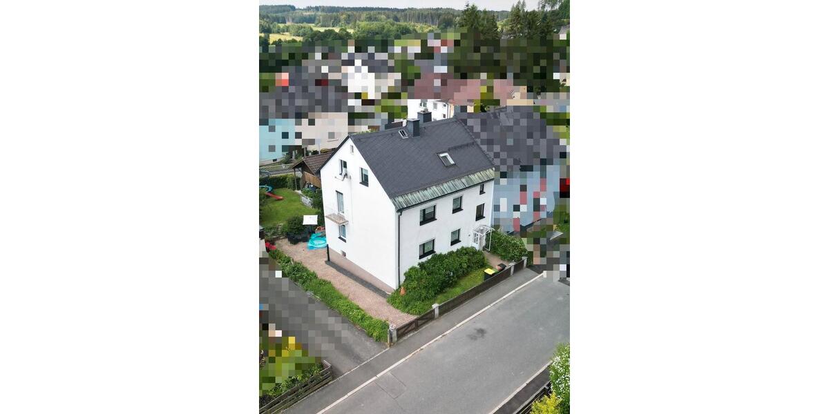 Doppelhaushälfte Helmbrechts - 8.5 Zimmer, 170 m&sup2;, 298.000&euro; | Angebot:26962060