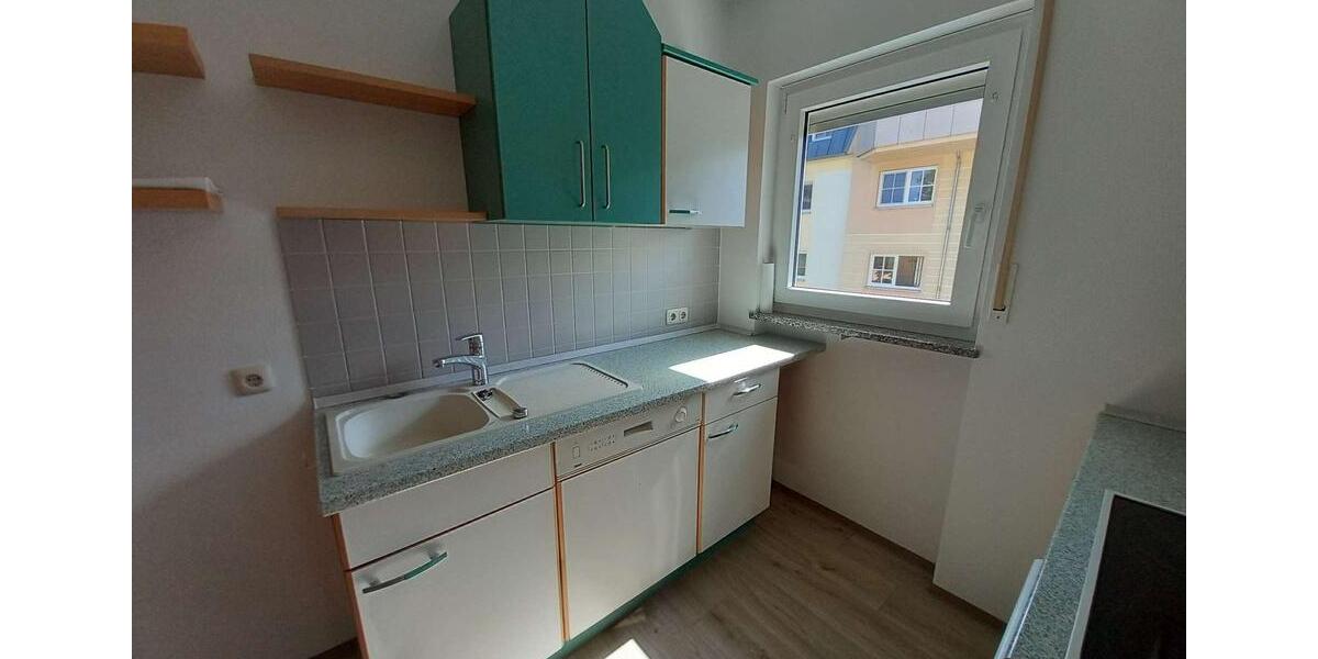 Etagenwohnung Hof Altstadt - 3 Zimmer, 100 m&sup2;, 890&euro; | Angebot:25257305