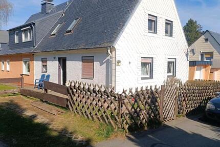 Haus Helmbrechts - 4 Zimmer, 80 m&sup2;, 68.500&euro; | Angebot:26113160