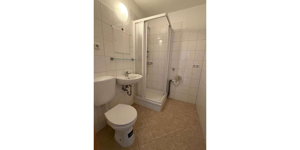 Etagenwohnung Plauen Alt Chrieschwitz - 2 Zimmer, 41 m&sup2;, 280&euro; | Angebot:25753376