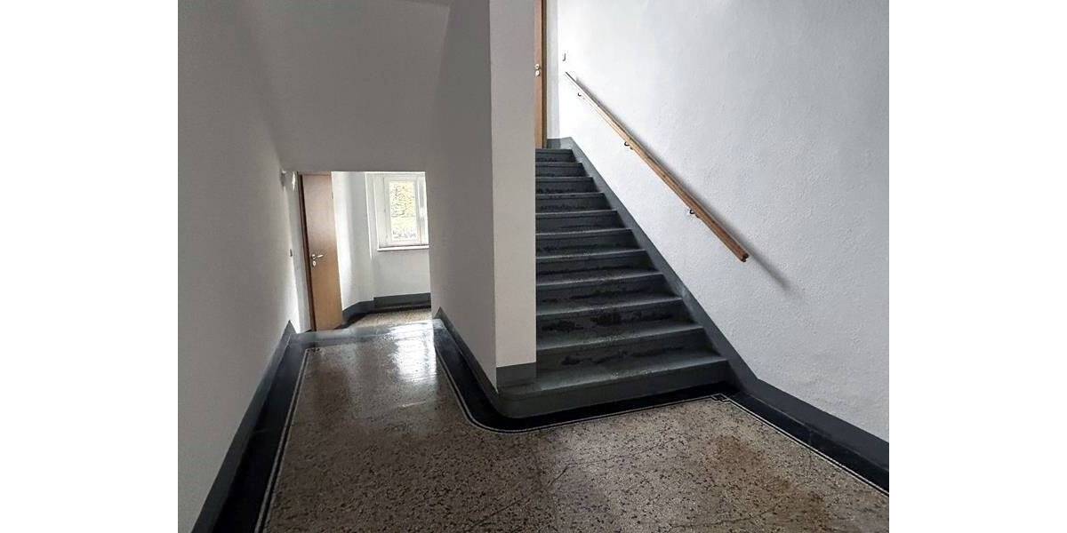 Etagenwohnung Plauen Preißelpöhl - 3 Zimmer, 70 m&sup2;, 52.000&euro; | Angebot:25707398