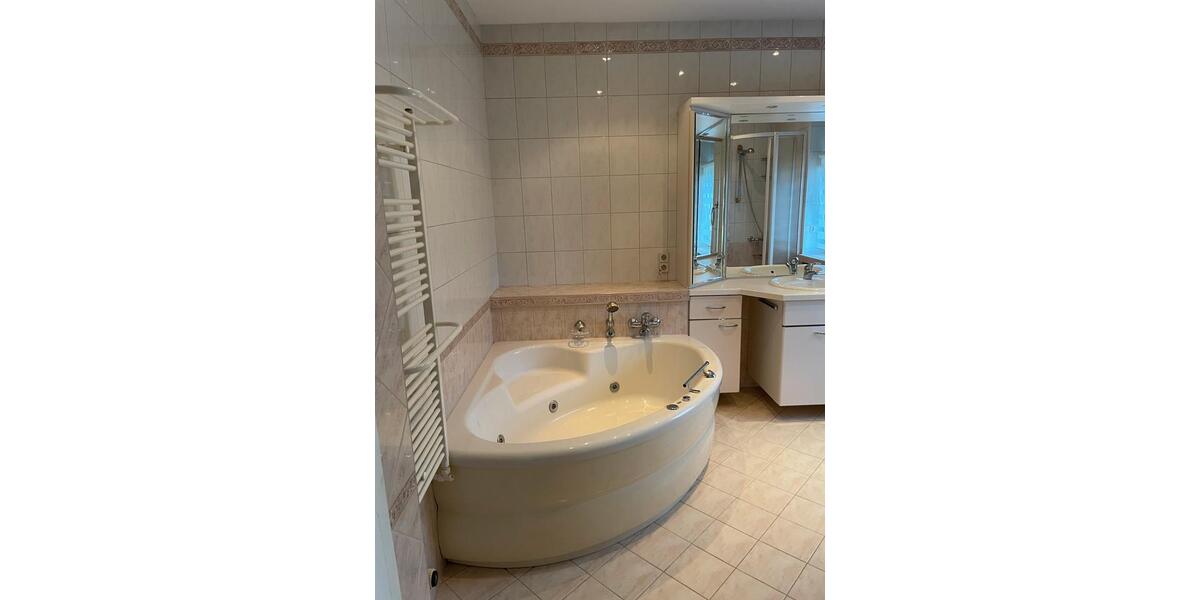 Doppelhaushälfte Markneukirchen - 6 Zimmer, 95 m&sup2;, 125.000&euro; | Angebot:25635484