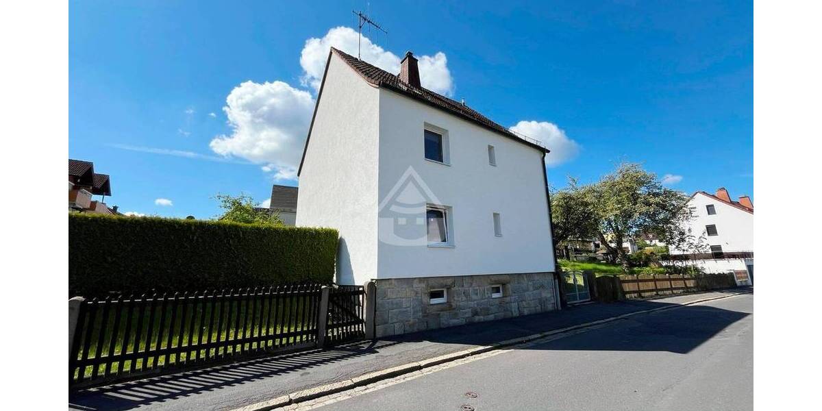 Einfamilienhaus Selb - 6 Zimmer, 127 m&sup2;, 179.000&euro; | Angebot:26777855