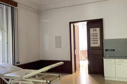 Haus Hirschberg - 1 Zimmer, 735 m&sup2;, 150.000&euro; | Angebot:25700879