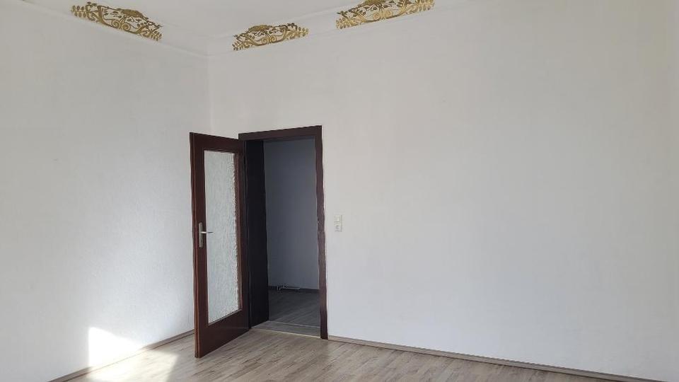 Etagenwohnung Plauen Bahnhofsvorstadt - 4 Zimmer, 91 m&sup2;, 430&euro; | Angebot:17767008