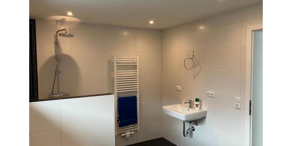 Etagenwohnung Stammbach - 3 Zimmer, 100 m&sup2;, 980&euro; | Angebot:26653336