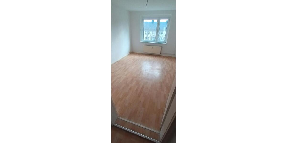 Erdgeschoßwohnung Bad Lobenstein - 3 Zimmer, 58 m&sup2;, 400&euro; | Angebot:25406330