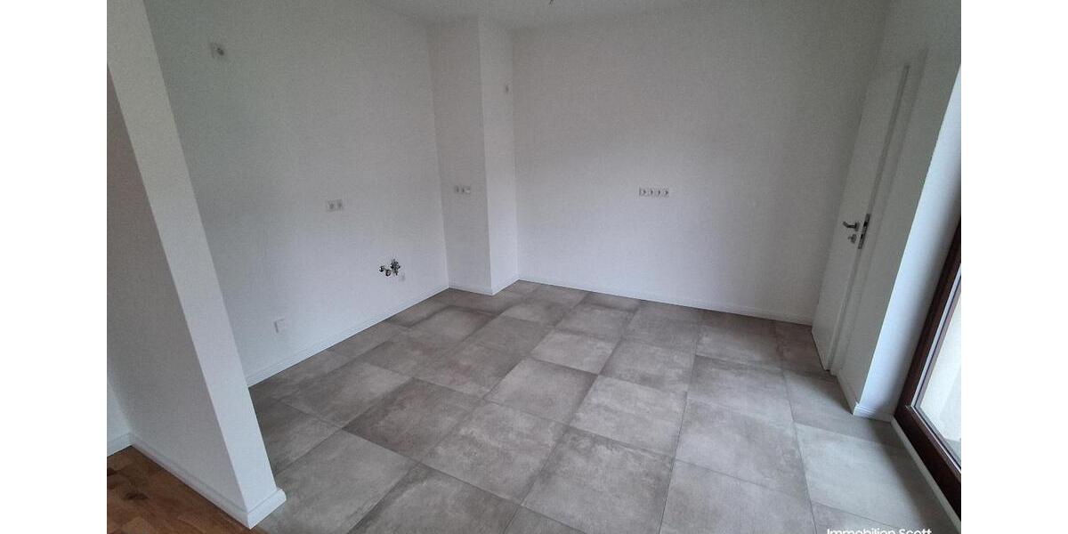 Etagenwohnung Plauen Bahnhofsvorstadt - 3 Zimmer, 94 m&sup2;, 800&euro; | Angebot:22653710