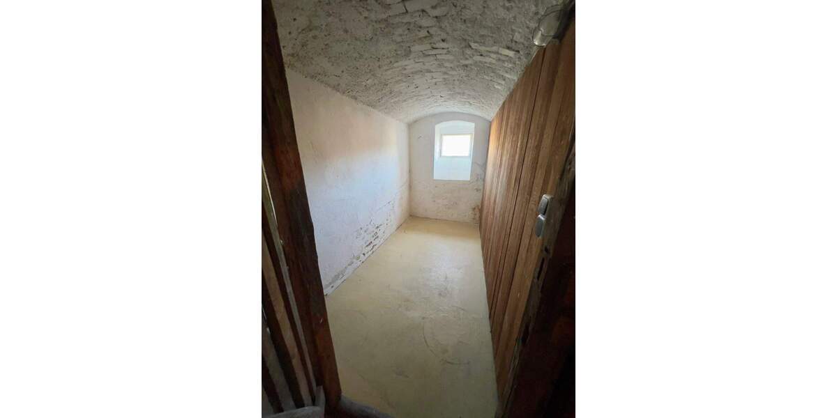 Mehrfamilienhaus, Wohnhaus Plauen Ostvorstadt - 1 Zimmer, 290 m&sup2;, 265.000&euro; | Angebot:25708225