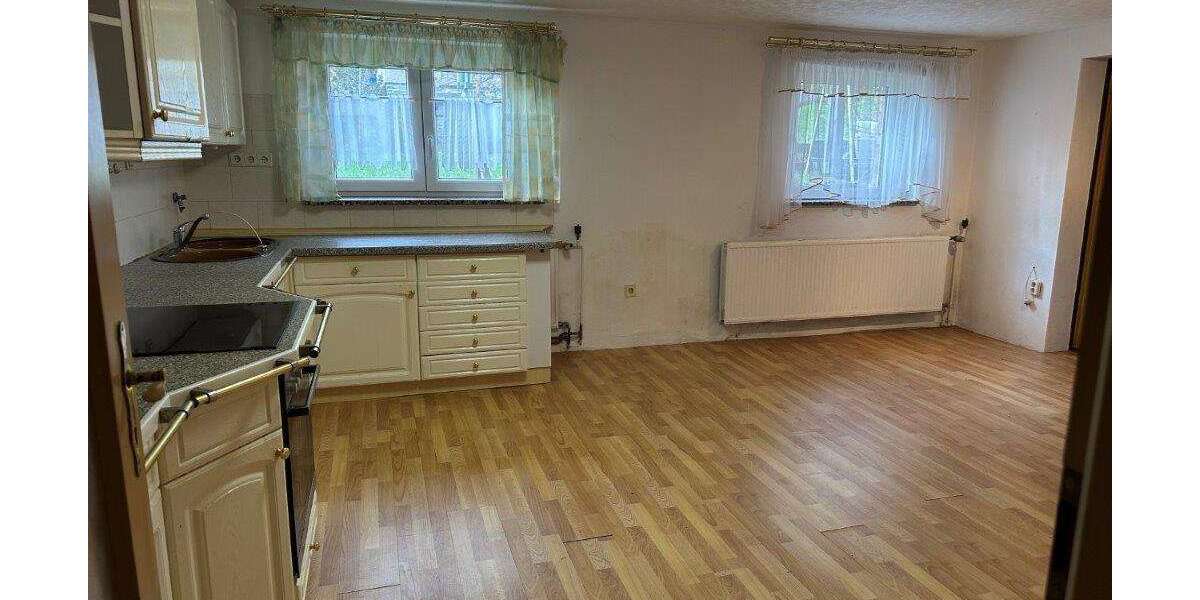 Schönes Einfamilienhaus mit Wintergarten, Salzwasserpool, Blockheizkraftwerk usw. - Einfamilienhaus Saalburg-Ebersdorf Ebersdorf | Angebot:23713363