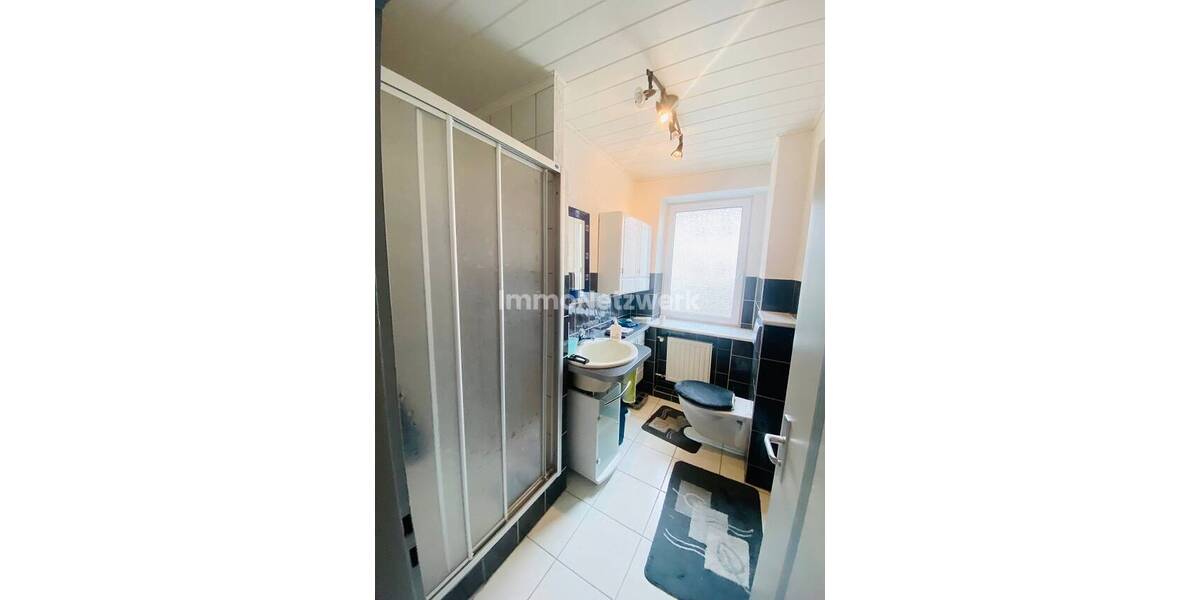 Mehrfamilienhaus, Wohnhaus Schönwald - 9 Zimmer, 192 m&sup2;, 220.000&euro; | Angebot:25715456