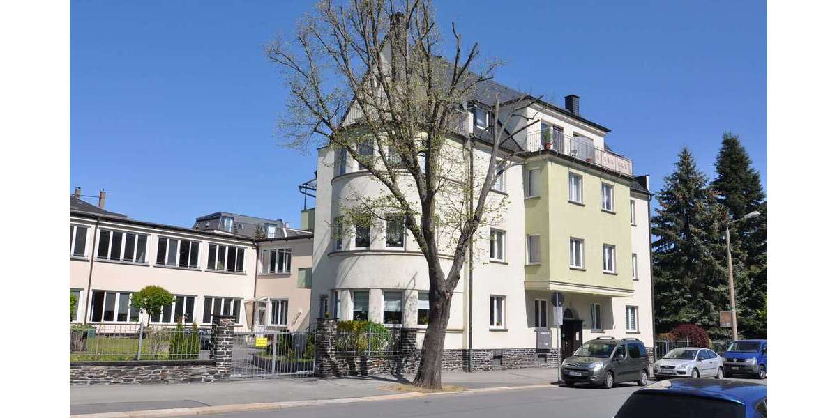 Etagenwohnung Plauen Bahnhofsvorstadt - 2 Zimmer, 100 m&sup2;, 490&euro; | Angebot:19961796