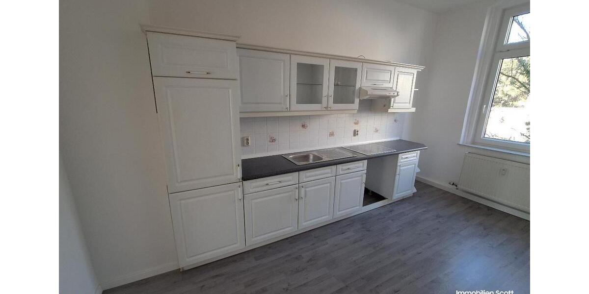 Etagenwohnung Plauen Bahnhofsvorstadt - 2.5 Zimmer, 81 m&sup2;, 360&euro; | Angebot:25710536