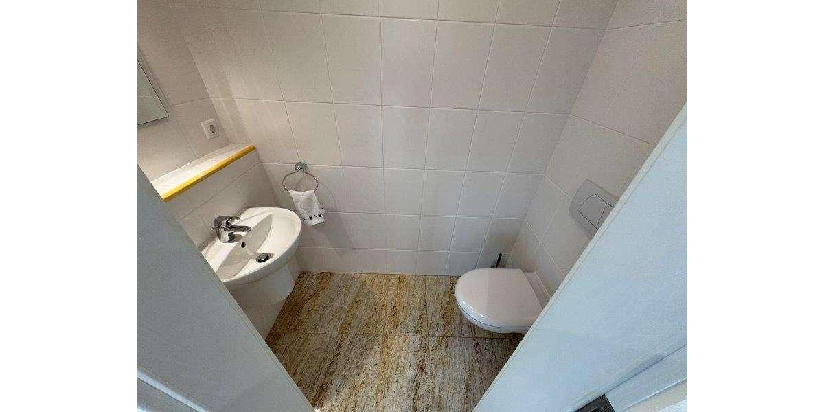 Etagenwohnung Hof Neuhof - 3 Zimmer, 89 m&sup2;, 880&euro; | Angebot:25145335