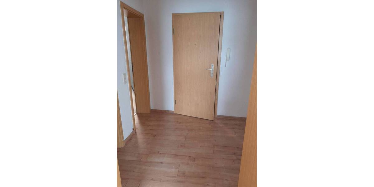 Etagenwohnung Plauen Westend - 2 Zimmer, 50 m&sup2;, 275&euro; | Angebot:26851361