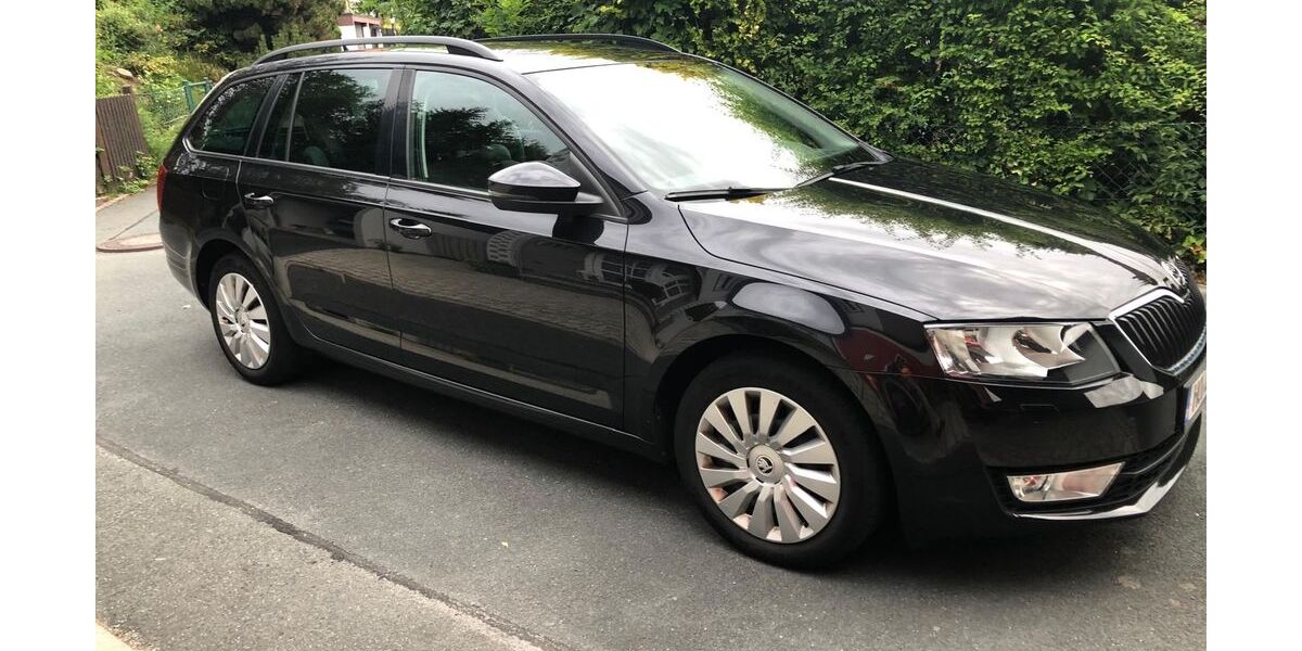 Skoda Octavia 81.000 km 11.000 &euro; Hof 95030