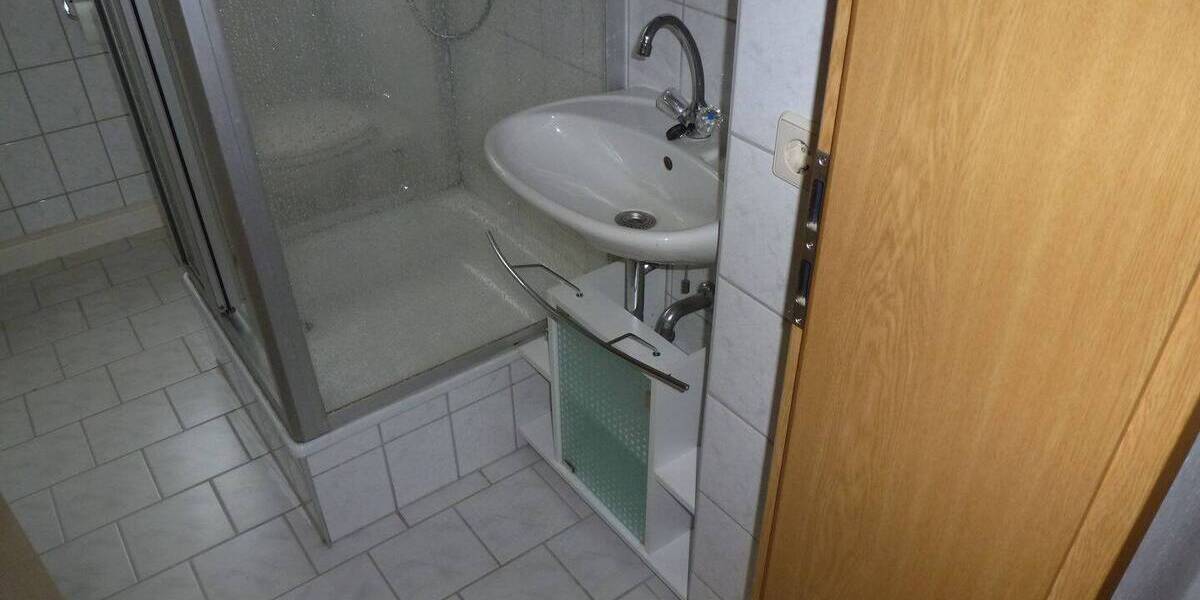 Etagenwohnung Plauen Südvorstadt - 2 Zimmer, 49 m&sup2;, 285&euro; | Angebot:26170901