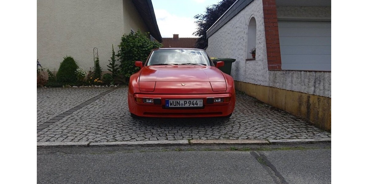 Porsche 944 208.000 km 17.800 &euro; Kirchenlamitz 95153