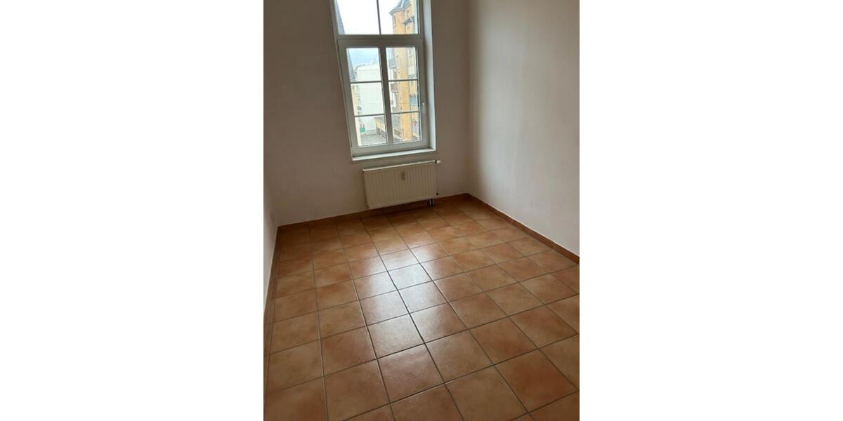 Etagenwohnung Plauen - 2 Zimmer, 50 m&sup2;, 270&euro; | Angebot:25149562