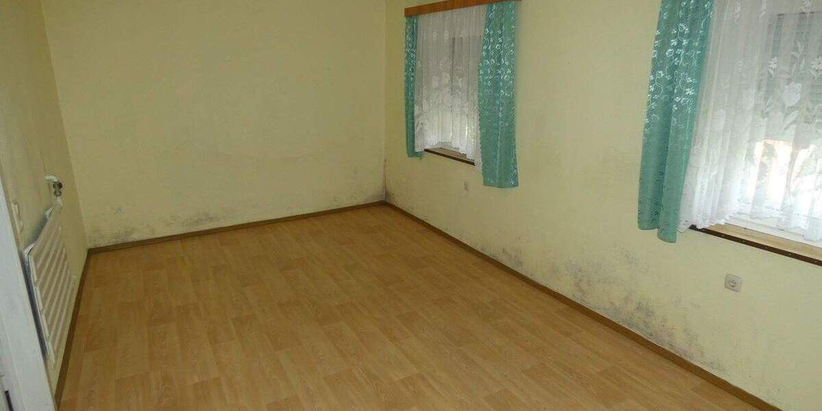 Einfamilienhaus Hirschberg - 1 Zimmer, 195 m&sup2;, 78.000&euro; | Angebot:25731038