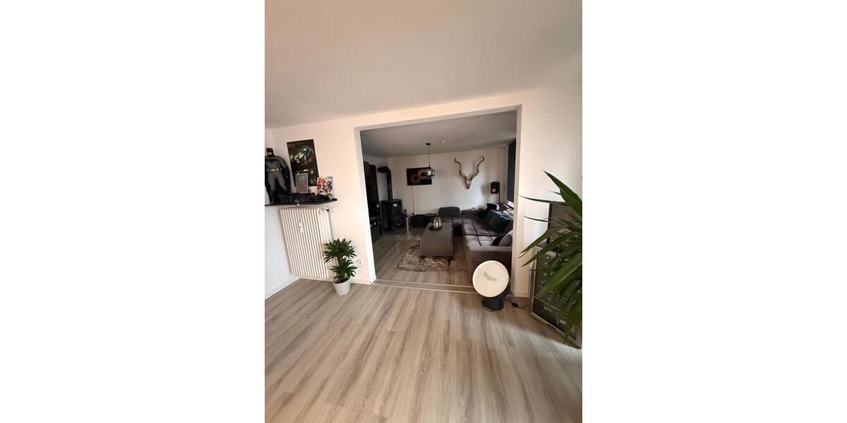 Etagenwohnung Selb - 3 Zimmer, 110 m&sup2;, 180.000&euro; | Angebot:25856545