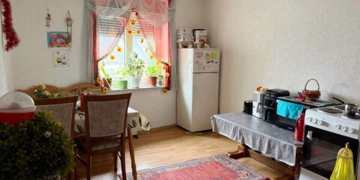 Mehrfamilienhaus, Wohnhaus Marktleuthen - 7 Zimmer, 169 m&sup2;, 190.000&euro; | Angebot:25844908