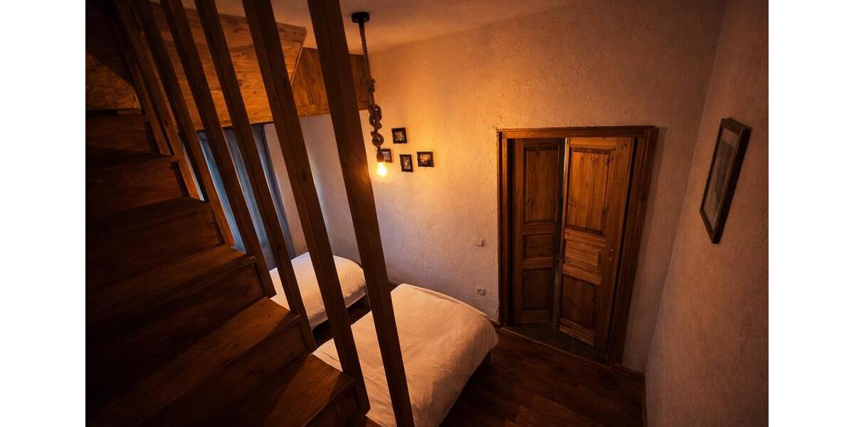 Dachgeschoßwohnung Plauen Altstadt - 5 Zimmer, 115 m&sup2;, 800&euro; | Angebot:25873364