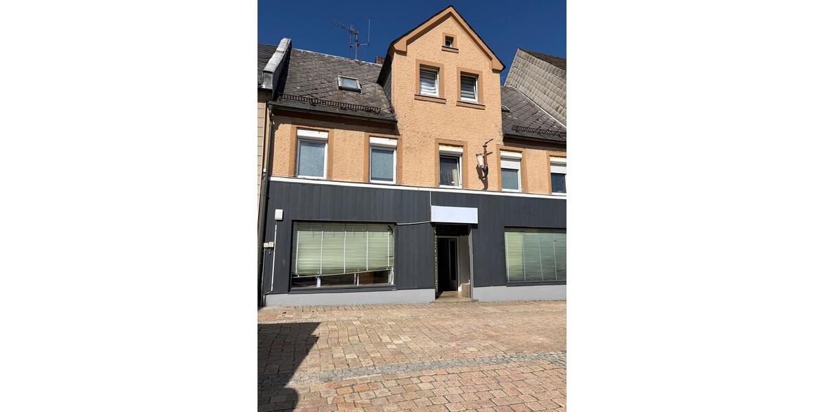 Einfamilienhaus Münchberg - 3 Zimmer, 120 m&sup2;, 150.000&euro; | Angebot:26797439