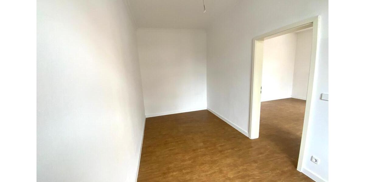 Etagenwohnung Plauen - 2 Zimmer, 52 m&sup2;, 310&euro; | Angebot:25079461