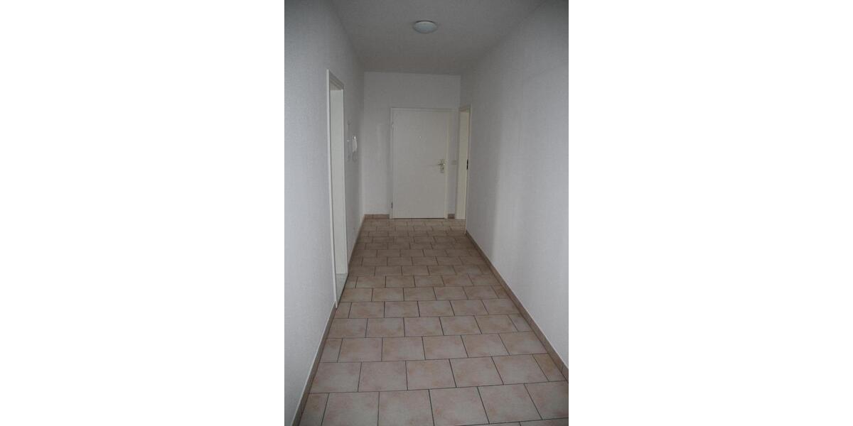 Dachgeschoßwohnung Plauen Bahnhofsvorstadt - 2.5 Zimmer, 82 m&sup2;, 315&euro; | Angebot:21228357