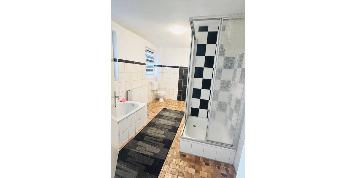 Einfamilienhaus Döhlau - 6 Zimmer, 195 m&sup2;, 270.000&euro; | Angebot:26085271