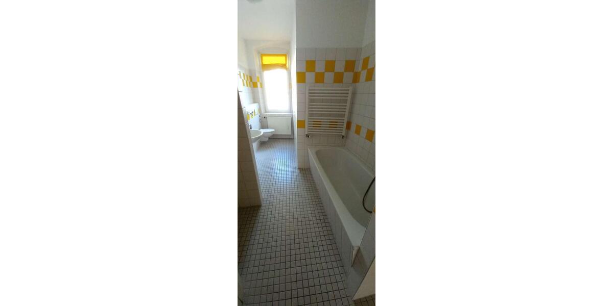 Etagenwohnung Hof Altstadt - 3 Zimmer, 110 m&sup2;, 690&euro; | Angebot:25180207