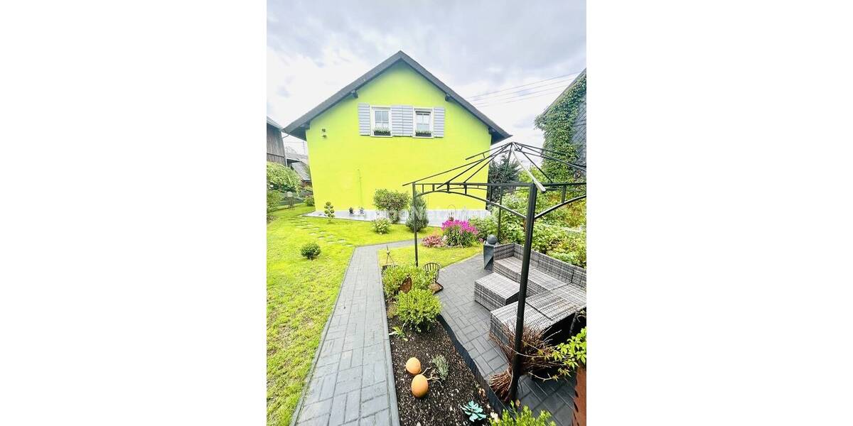 Mehrfamilienhaus, Wohnhaus Presseck / Elbersreuth Elbersreuth - 9 Zimmer, 228 m&sup2;, 220.000&euro; | Angebot:25699239